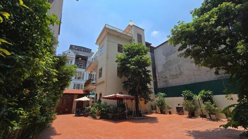 Biệt Phủ Độc Nhất Tây Hồ – 748m² Full Thổ Cư – 2 Mặt Ngõ Ô Tô Tránh – Gần Hồ Tây