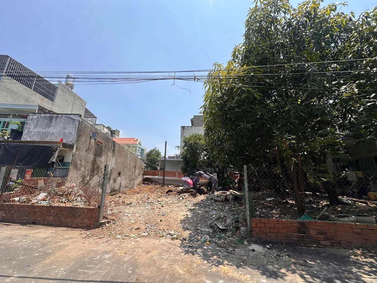 Bán đất 89,4m² full thổ cư ngang 4,15m giá 6.5 tỷ tại Đường Tây Hòa Phường Phước Long