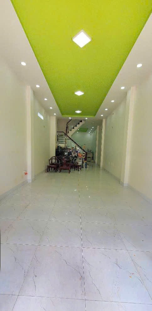 BÁN NHÀ ĐẸP SÁT HUƠ.G LỘ 2 NỐI DÀI - ÔTÔ VÀO NGỦ - ( 4X20M )