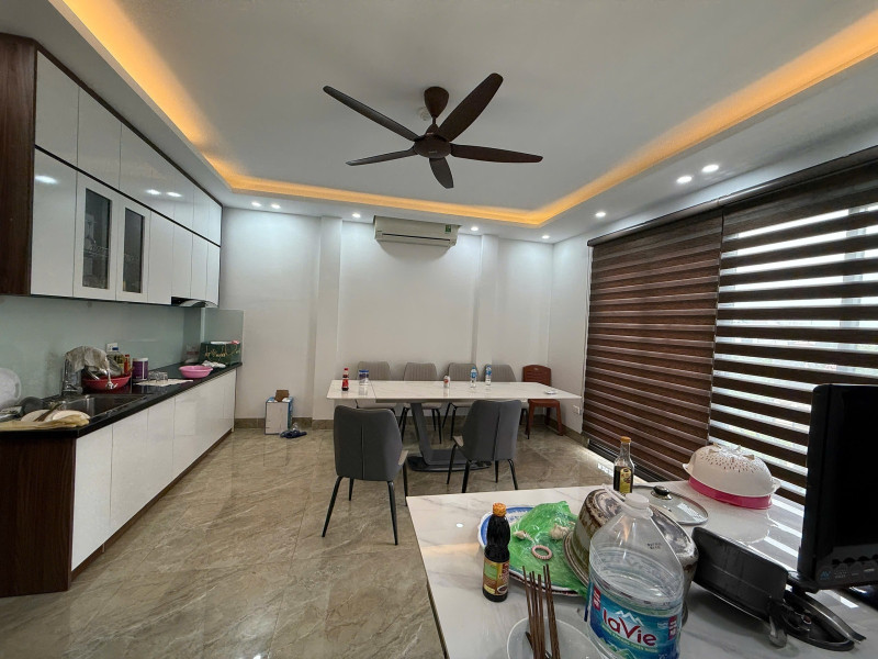 Bán nhà mặt phố Tây Sơn (Đống Đa) 35m, 9 tầng, mt 5.2m, giá 28.2 tỷ