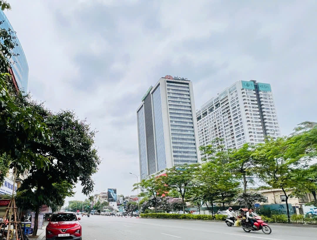BÁN NHÀ  MẶT PHỐ TÂY SƠN 9 TẦNG THANG MÁY - VỈA HÈ Ô TÔ TRÁNH KINH DOANH SẦM UẤT NHỈNH 28 TỶ