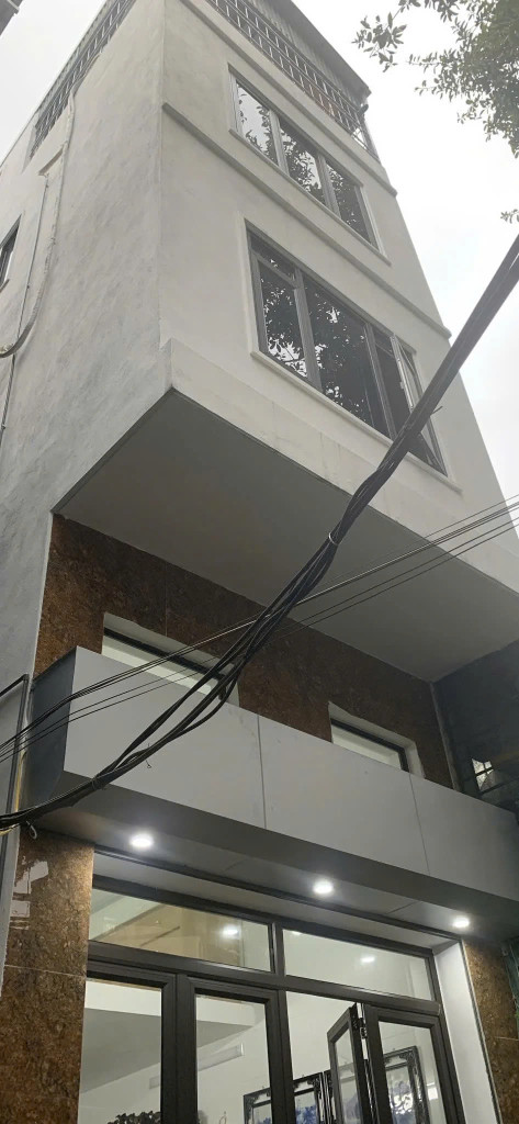 Bán Nhà Tây Sơn 25m2.  4 tầng. măt tiền 3.4m. giá  7.4 tỷ Đống Đa Hà Nội