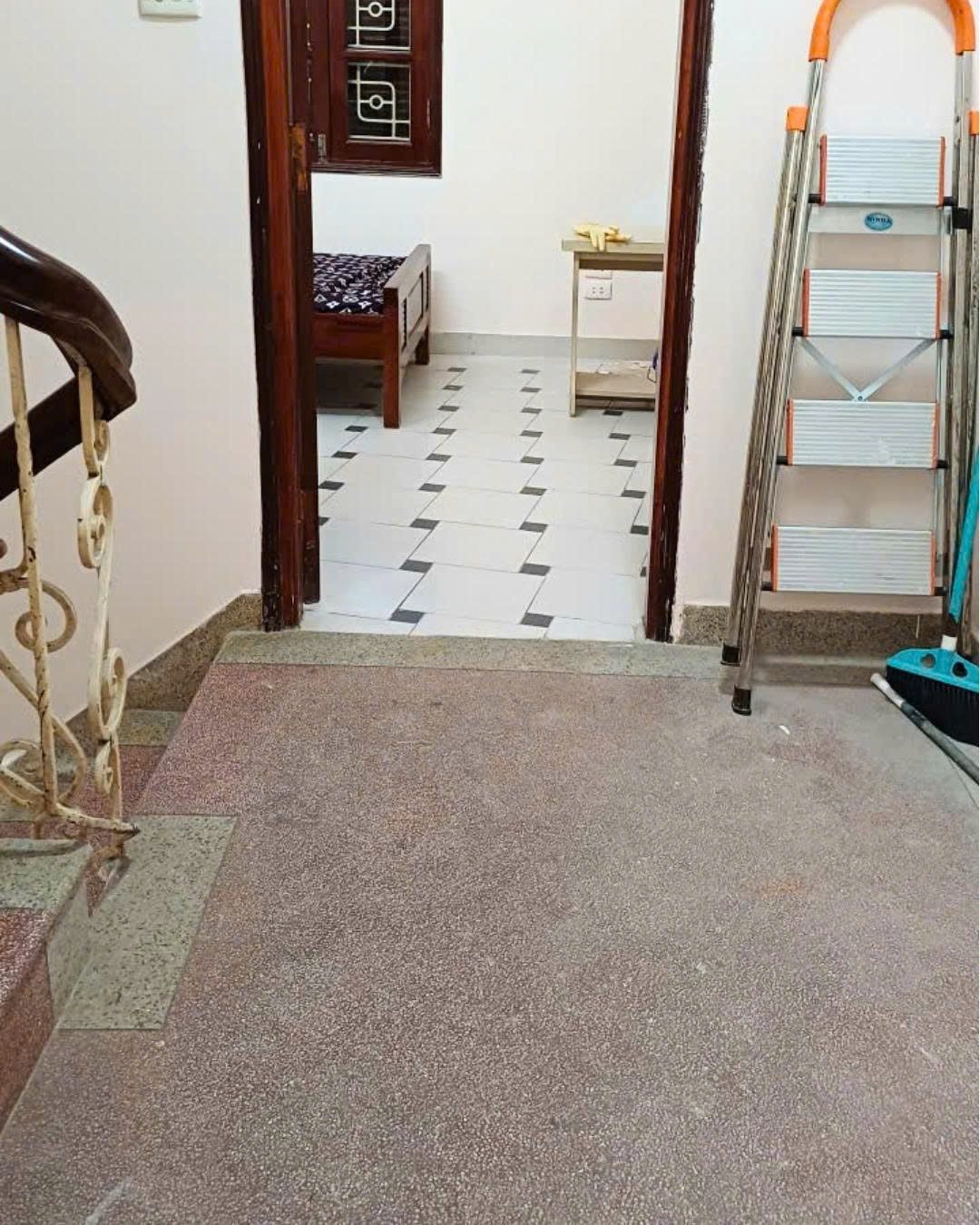 Cho Thuê Nhà Ngõ 218 Tây Sơn 30M² 4 Tầng - Full Nội Thất - Giá Thuê 13tr