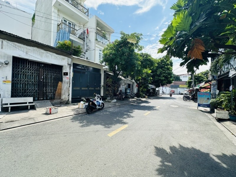 Bán nhà Mặt Tiền 78m2, Đường 12m Tây Sơn, Q. Tân Phú
