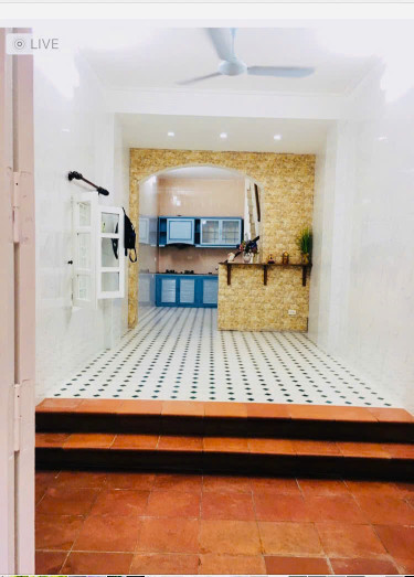 CHO THUÊ NHÀ 3 TẦNG, DIỆN TÍCH 40M², Ô TÔ ĐỖ CỬA, NGÕ 218 TÂY SƠN, TRUNG TÂM QUẬN ĐỐNG ĐA