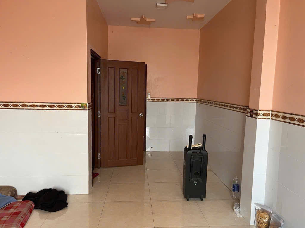 TÂN PHÚ - TÂY THẠNH - 42M2 - 5 TẦNG - 4PN - SỔ VUÔNG HOÀN CÔNG ĐỦ KO LỘ GIỚI - CHỈ 5.6 TỶ