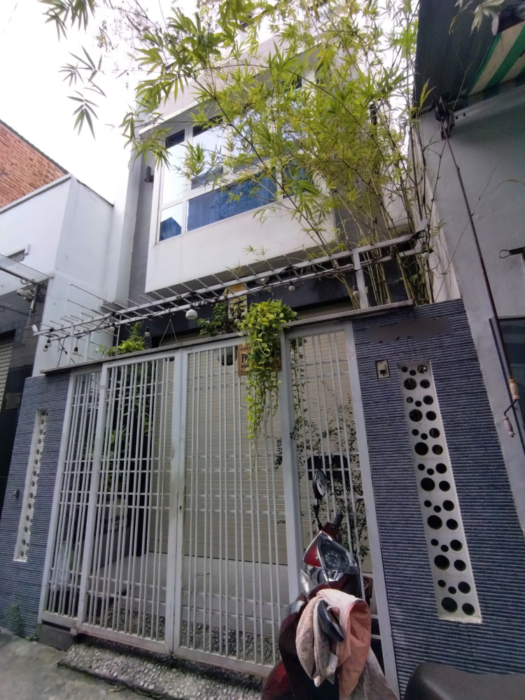 NHÀ TÂN PHÚ - 4.3*10M - 3TẦNG - 5.5 ĐỒNG