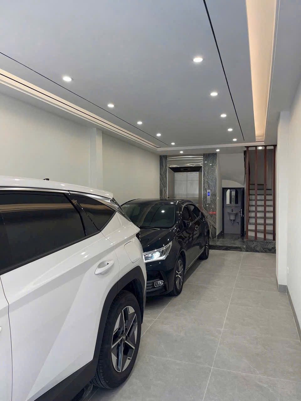 🏘️MẶT PHỐ THẠCH BÀN - KINH DOANH - Ô TÔ TRÁNH - THANG MÁY🚗🚗💰💰