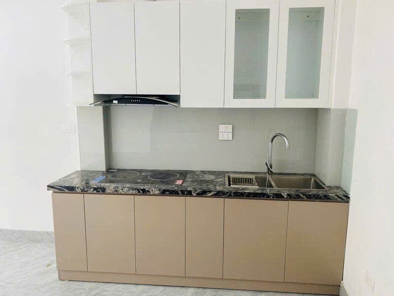 (BÁN SIÊU PHẨM THẠCH BÀN - LONG BIÊN - ĐẤT NỞ HẬU - ÔTÔ 4 CHỖ VÀO NHÀ - FULL NỘI THẤT ĐẸP - KHÁCH CHỈ VIỆC XÁCH VA LY VỀ Ở)