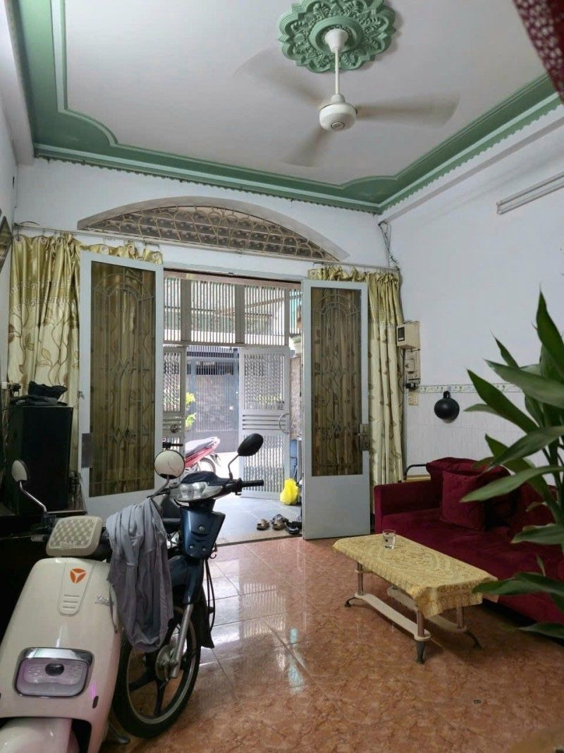 Nhà hẻm 6m thông Thạch Lam, 60m2, 4x15m, 3PN, Chỉ 7.5 tỷ, Tiện ở ngay