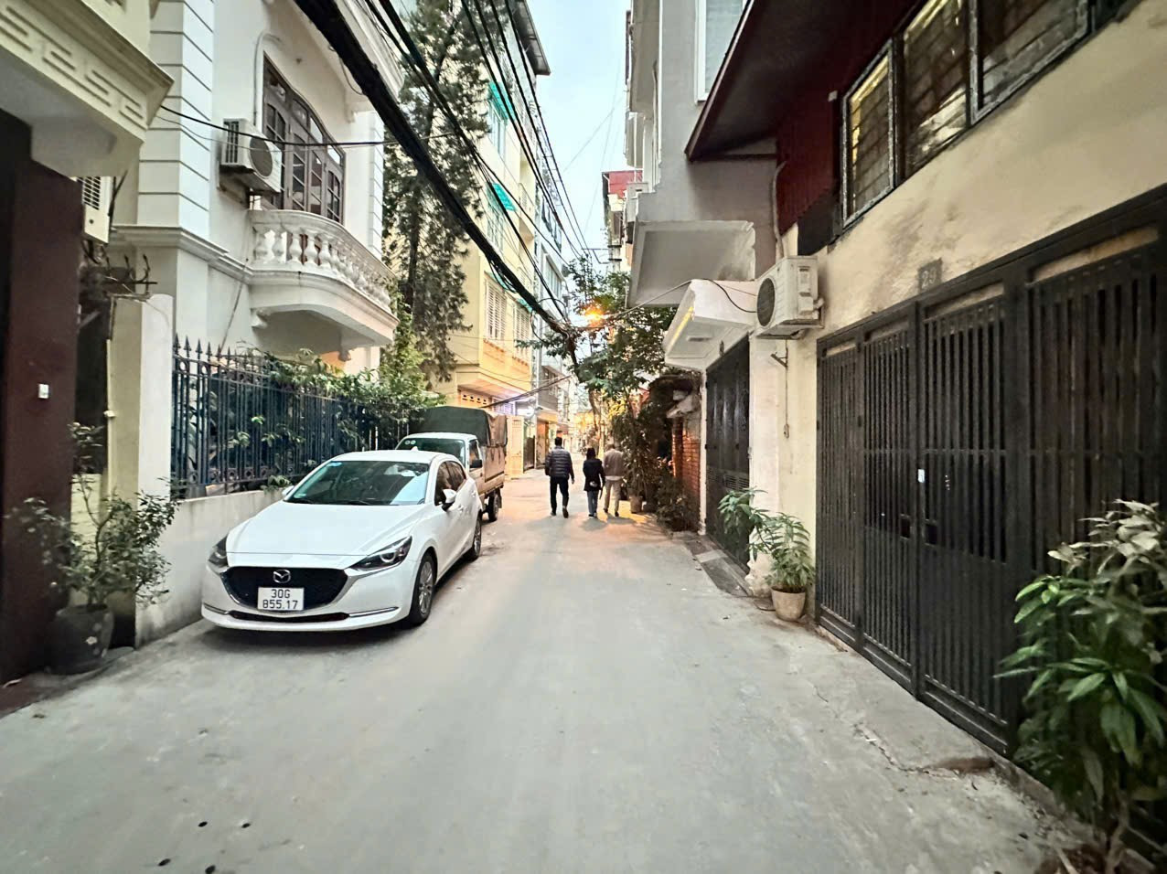 Bán nhà Thái Hà ( Đống Đa ) 86m, 3 tầng, mt 4.2m, giá 33.5  tỷ