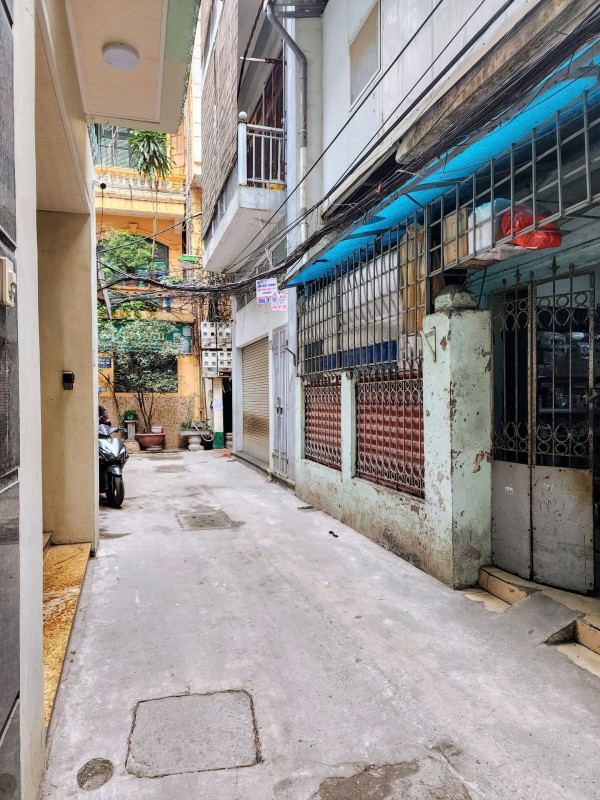 Bán nhà Thái Hà (Đống Đa) 45m, 4 tầng, mt 3.5m, giá 15.9 tỷ