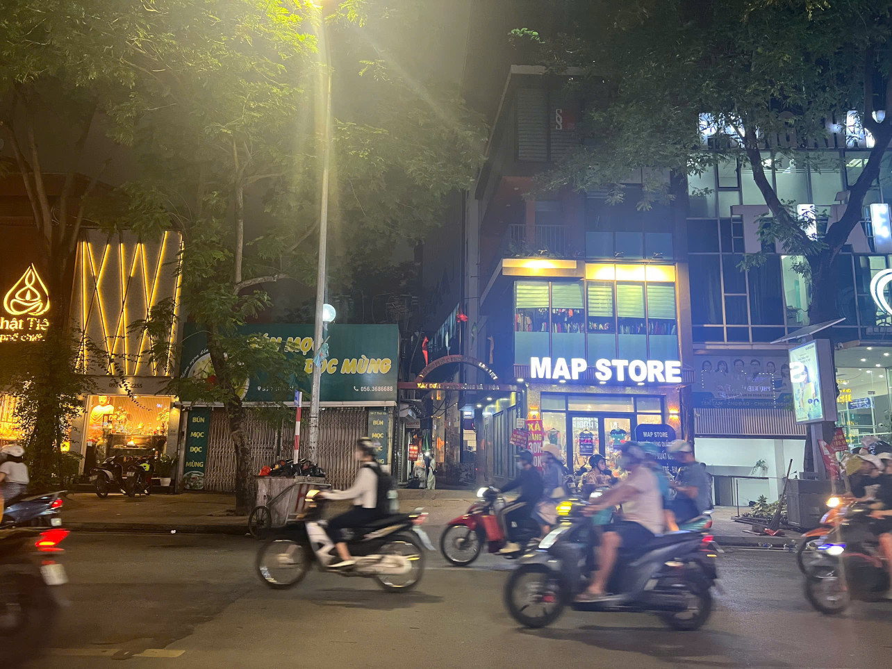 Cho thuê căn hộ CCMN Thái Hà 5.5 Triệu Full đồ, ở gđ, nhóm 4 người