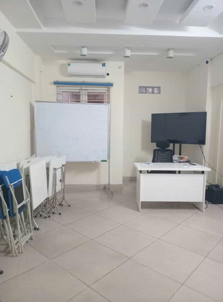 PHÂN LÔ, VỈA HÈ, MẶT NGÕ Ô TÔ TRÁNH, NGÕ THÔNG, GẦN PHỐ, 7 T, THANG MÁY- Thái Hà 102 m,, mt 4.8 m nhỉnh 50 tỷ