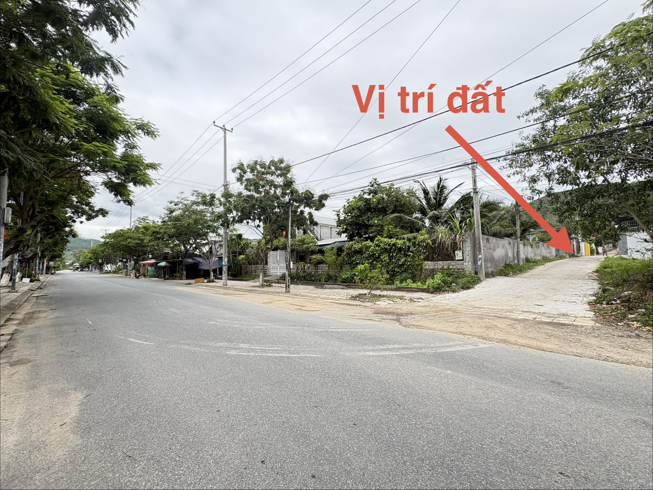 HOT-Bán lô đất đẹp Phước Đồng ( Phường Nam Nha Trang), DT 240m2( full thổ). 0938161427