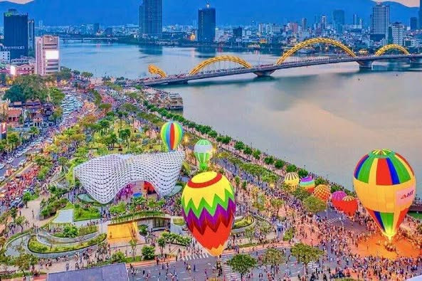 Nhà 5 tầng mặt tiền Thái Phên -Khu phố tây du lịch -dòng tiền 40 triệu tháng.