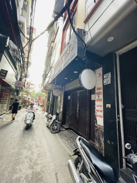 Bán Căn hộ DV Thái Thịnh 1, dt 50m, 9 tầng, mt 3.5m, giá 25 tỷ