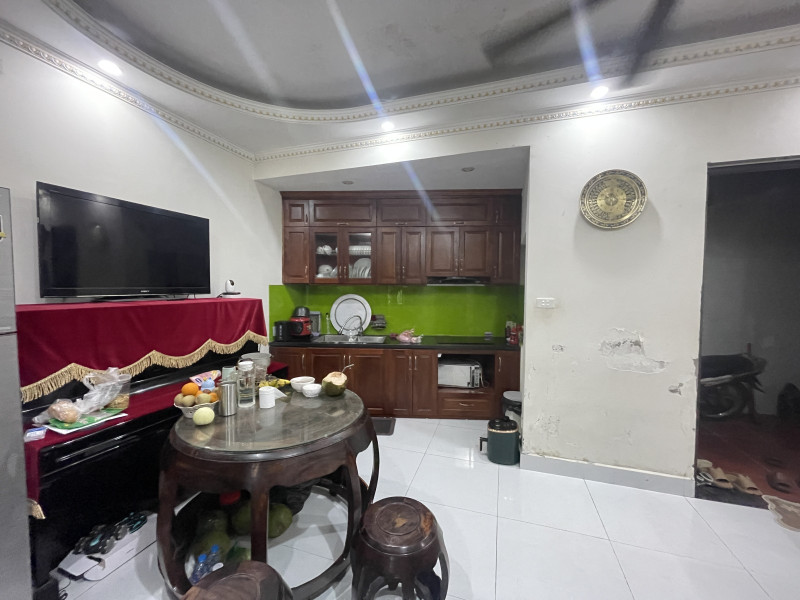 Bán nhà Thái Thịnh (Đống Đa) 51m, 2 tầng, mt 8.3m, giá 7.95 tỷ
