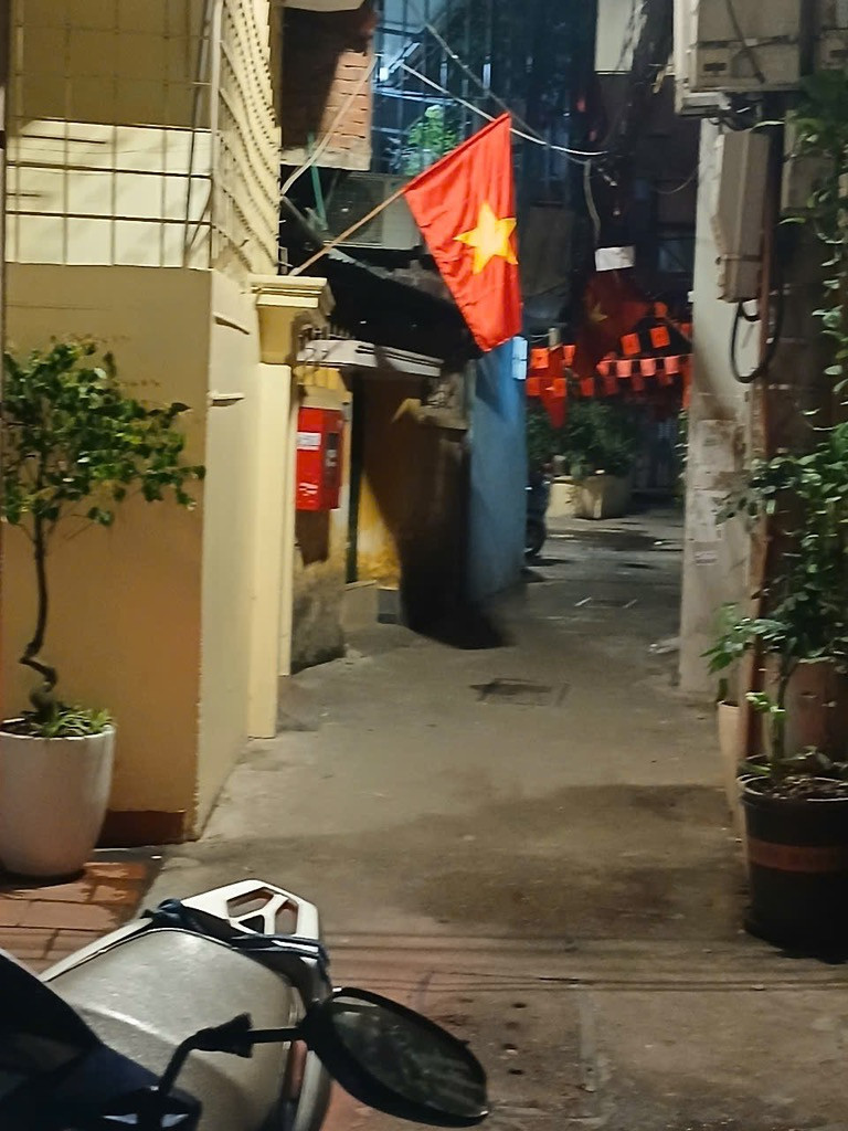 PHÁT HIỆN CỔ VẬT GIỮA LÕI ĐỐNG ĐA ẨN MÌNH TRONG PHỐ THÁI THỊNH – MẠCH ĐẤT NGÀN ĐỜI – AI Ở LÀ LÊN HƯƠNG