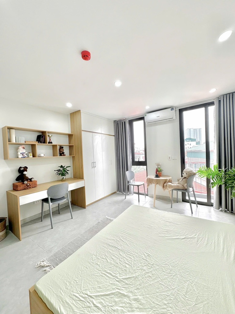 Bán tòa CCMN  Thái Thịnh, căn góc, ngõ thông – rộng hơn 3m, 77/84m, mt 11m, dt khủng, 23.65 tỷ