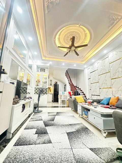 THÁI THỊNH NHÀ DÂN XÂY THIẾT KẾ HIỆN ĐẠI FULL NỘI THẤT Ở NGAY