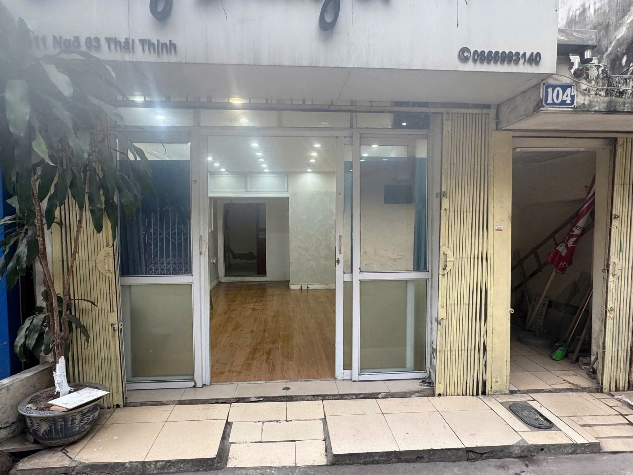 Cho Thuê Nhà TT Tầng 1 - Khu TT Thái Thịnh 50M² 2 Ngủ - Ô Tô Đỗ Cửa/ Giá Thuê 10tr