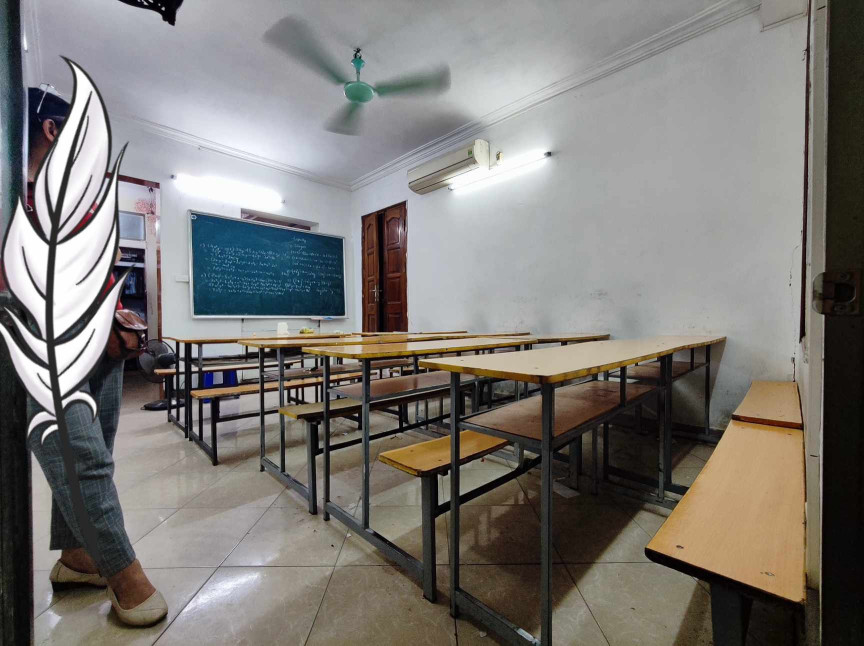 CHO THUÊ CĂN HỘ TẦNG 1 TẬP THỂ THÀNH CÔNG BA ĐÌNH, Ở LUÔN, Ô TÔ ĐỖ CỬA