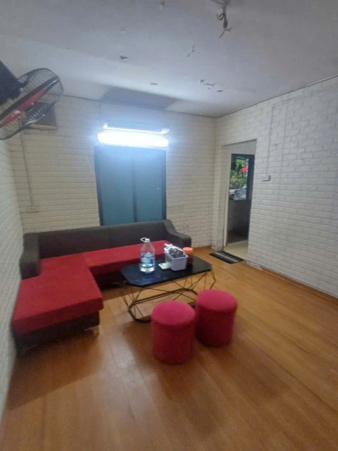 Bán căn hộ tập thể Thành Công, Ba Đình, 80m2, 3 ngủ, gần phố, gần hồ