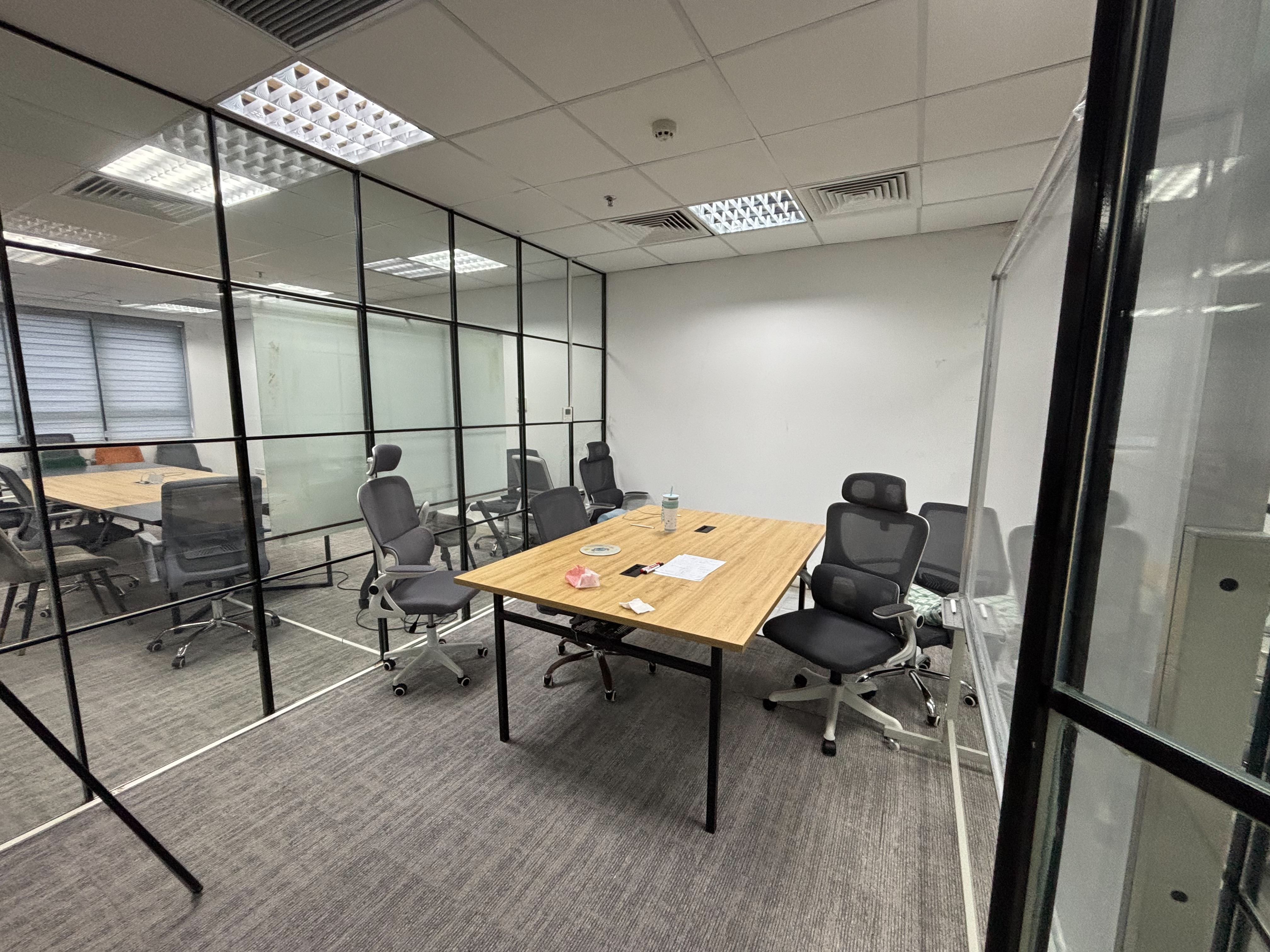 Cho thuê văn phòng chính chủ tòa C1 Thành Công – 176m², riêng vệ sinh, giá tốt chỉ 40tr/tháng