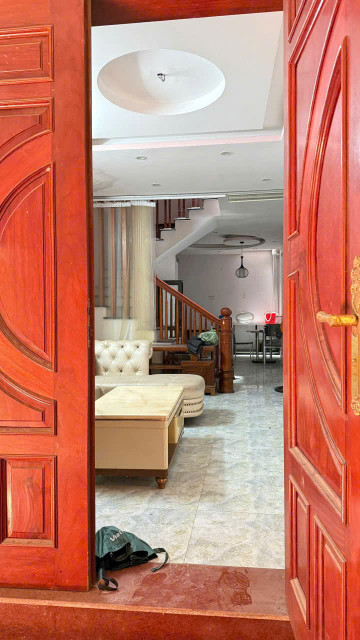 Cho thuê nhà nguyên căn ngõ 71 Thanh Lân, 50m2 x 3 tầng, 4 ngủ, 3 wc,  9 triệu/tháng.