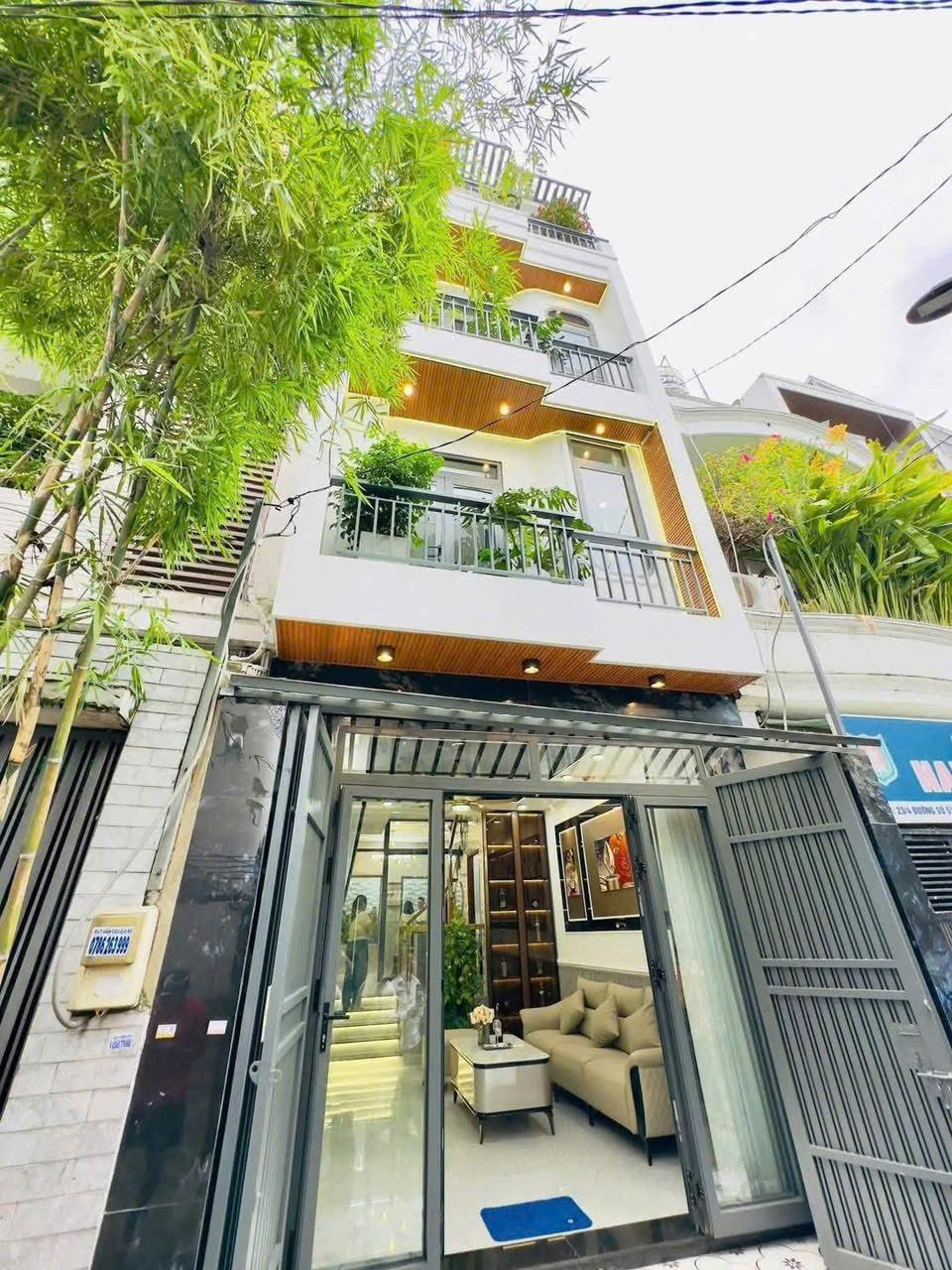 Nhà mới hoàn công Thạnh Lộc 15, Q12. Giá: 2,85 tỷ DT: 76.5m2. 3 Tầng, 3PN 4WC, sổ hồng riêng