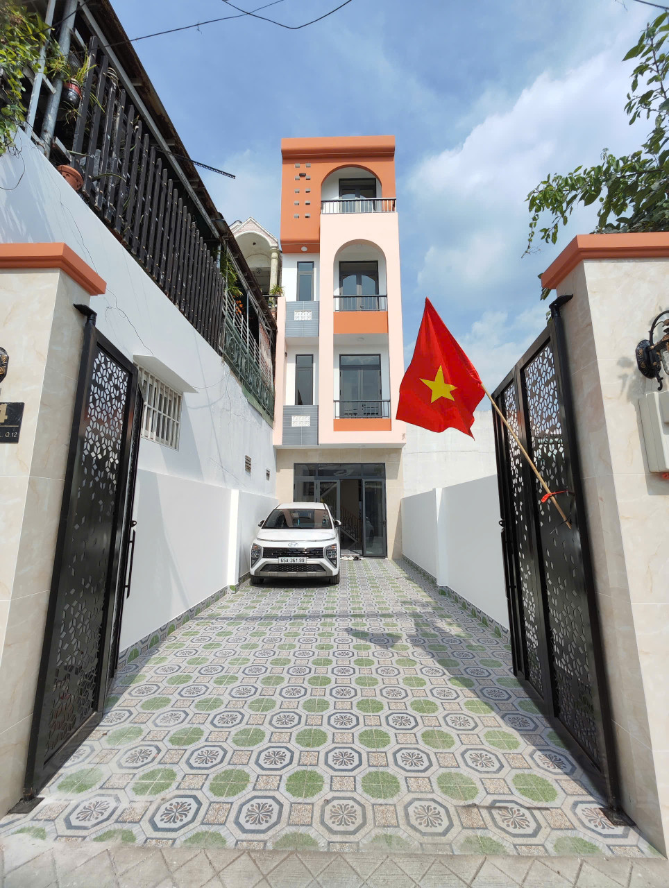 BÁN NHÀ MẶT TIỀN ĐƯỜNG TL 28- Q12