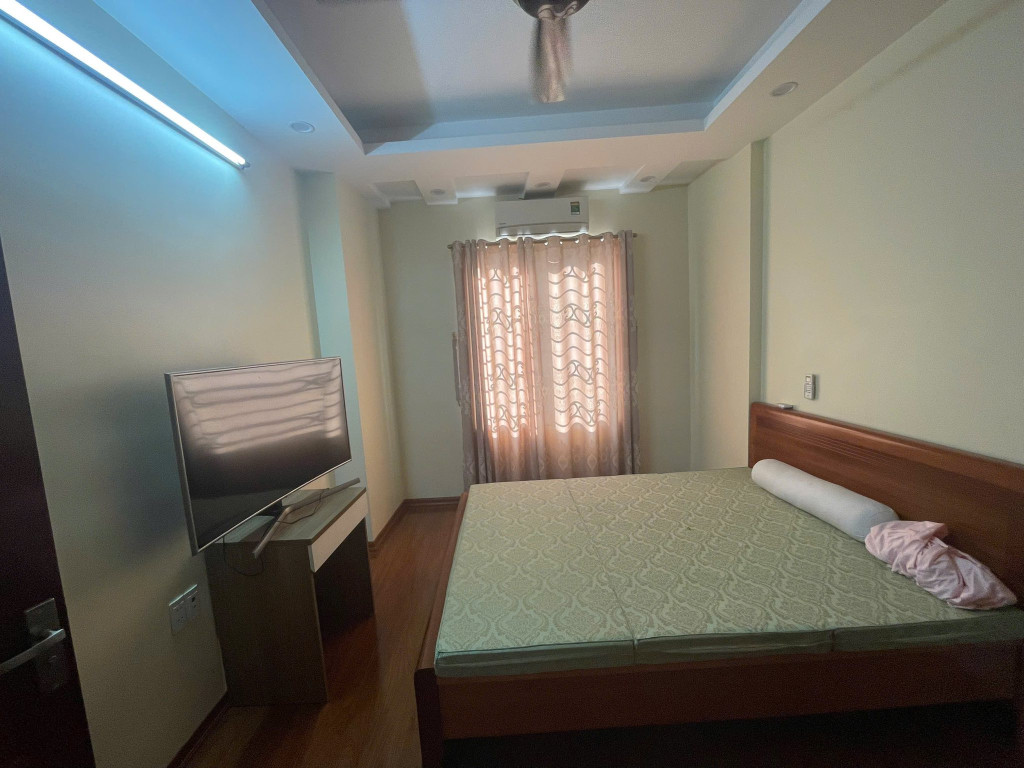 Cho thuê nhà ngõ 203 Kim Ngưu, 4 tầng x 43m2, 4 ngủ, 14 Triệu ở gia đình, nhóm