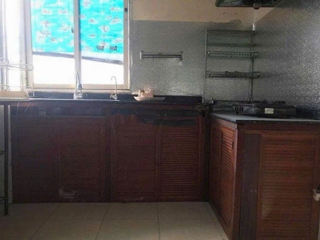 Cho Thuê Căn Hộ TT Tầng 5 Mặt Phố Thanh Nhàn - Hai Bà Trưng 50M² 2 Ngủ/ Giá Thuê 5 tr/tháng