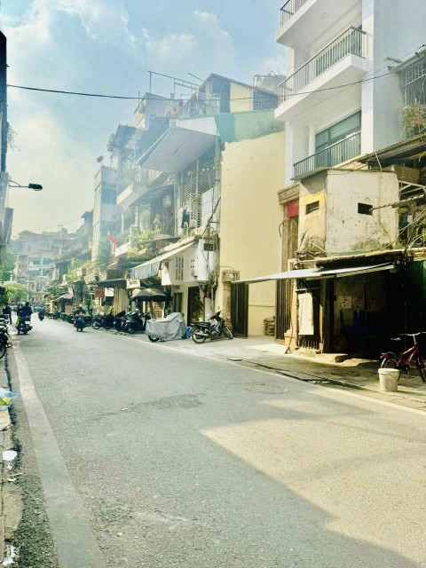 Hiếm MP Nguyễn Văn Tố - TT phố cổ – 140m² – Mặt tiền 4,65m  – Giá chỉ 73 tỷ (nhỉnh 500tr/m2)