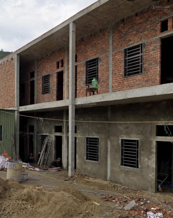 Bán nhà trọ 2 tầng Thanh Vinh 12 phòng lô góc 2 mặt tiền dòng tiền 20tr giá 4.x tỷ