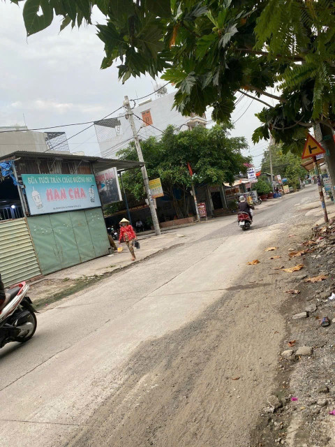 Kho 350m2 mt tx22 thới an