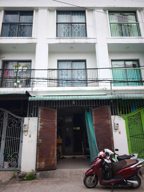BÁN NHÀ 4 LẦU ĐẸP – ĐƯỜNG 8M THẠNH XUÂN 48, Q.12 (vị trí đẹp giáp Gò Vấp)