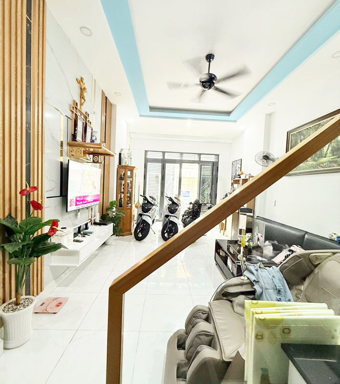 Nhà mặt tiền Thép Mới, Tân Bình, 4.2x12m, 50m2, khoảng 9.x tỷ TL