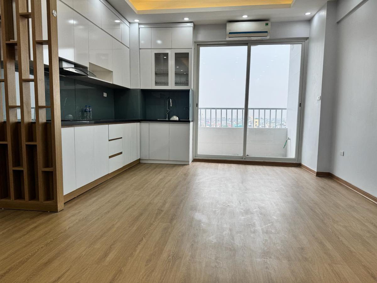 Bán Chung Cư Việt Hưng, Long Biên chỉ 4,45 tỷ , Dt 75m2 (giá thương lượng)