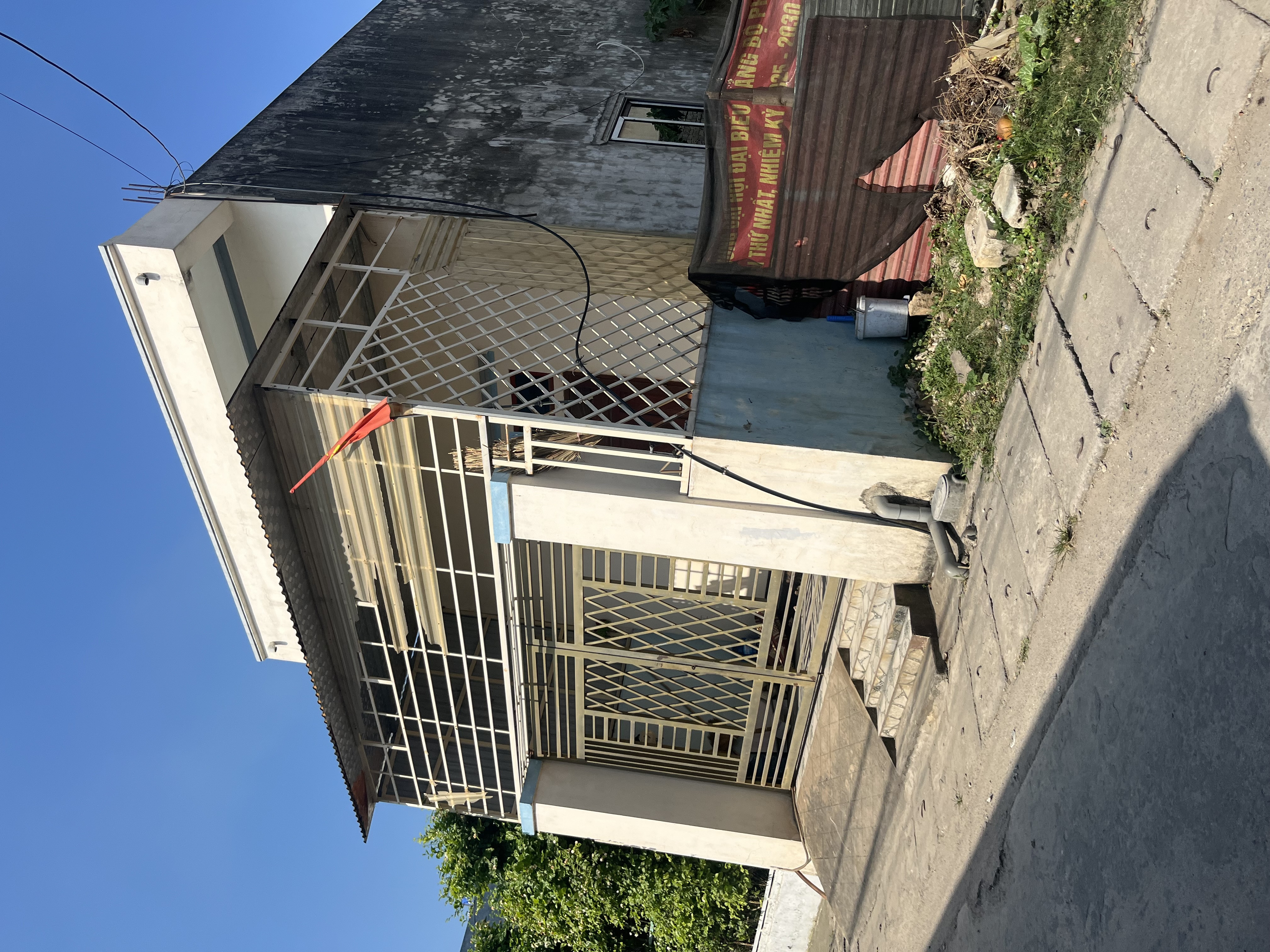 Bán Nhà riêng 111m² thổ cư 100m² giá 2.3 tỷ tại Đường Thị Trấn Xã Hải Thượng Huyện Tĩnh Gia Thanh Hóa