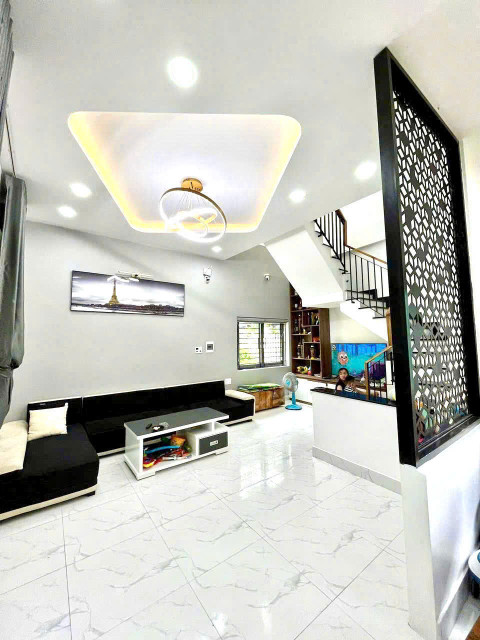 🏡 BÁN NHÀ 3 TẦNG THÍCH TỊNH KHIẾT – THỦY XUÂN, HUẾ – SÁT ĐỒNG KHỞI, VỊ TRÍ ĐẸP! ✅