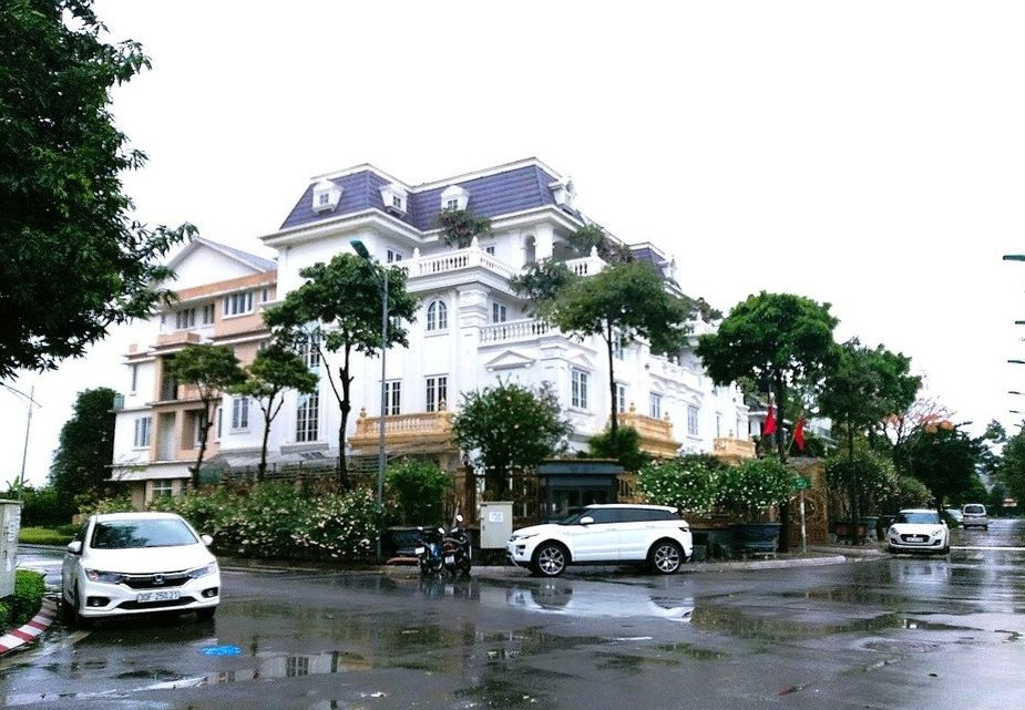 Bán BIỆT THỰ MỸ ĐÌNH-Thiên Hiền, 143m, 4T, Lô góc, Ở sướng, KD tốt, giá F0