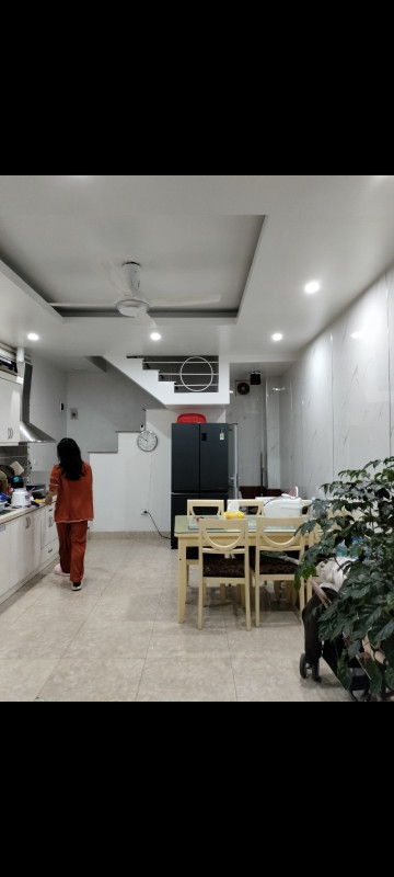Bán nhà Thịnh Quang (Đống Đa) 46.1m, 5 tầng, mt 4.3m, giá  8.75 tỷ