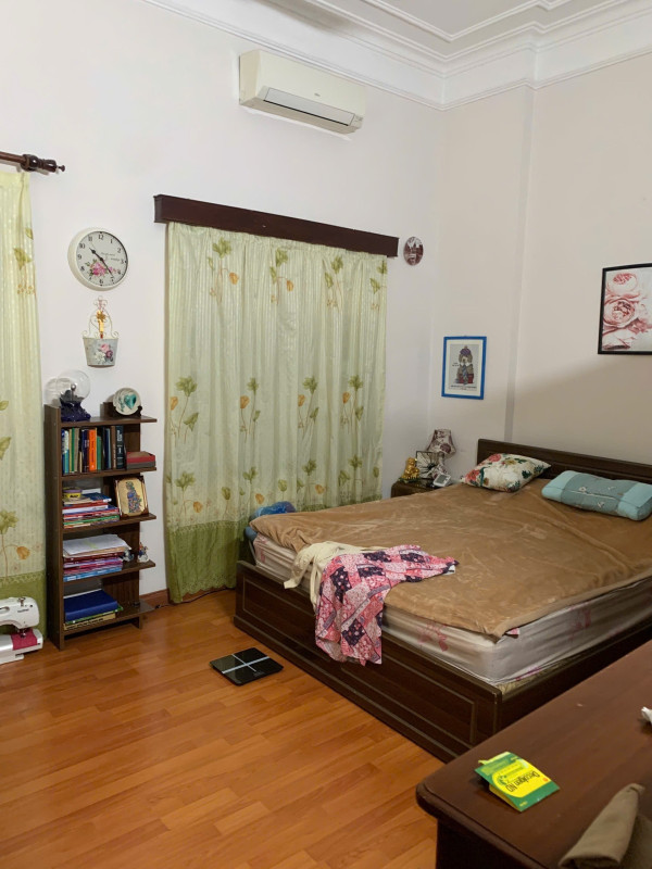 Bán nhà Thịnh Quang, Đống Đa, nhà dân xây, ngõ cực rộng, lô góc 2 mặt ngõ