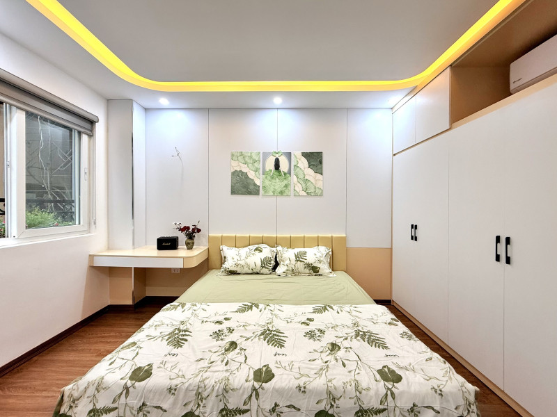 Bán nhà Thịnh Quang, Đống Đa, nhà đẹp full nội thất, ngõ nông, 2 thoáng trước sau