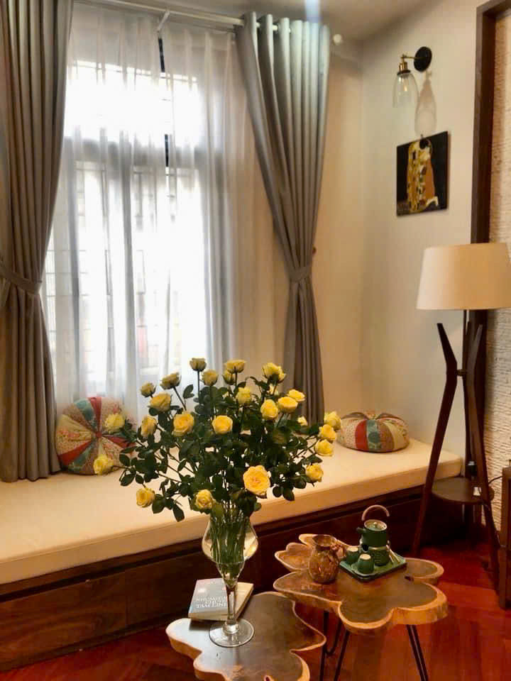 Bán nhà phân lô Thọ Tháp. DT 50m2 ( tầng 2 trở lên  60m2)x 5T, Mt 6,5m. Ngõ ô tô tránh. Giá 22 tỷ.