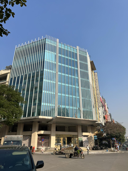 2 BUILDING TRẦN THÁI TÔNG - DUY TÂN, 3 MẶT THOÁNG VĨNH VIỄN, DÒNG TIỀN 300 TRIỆU/THÁNG