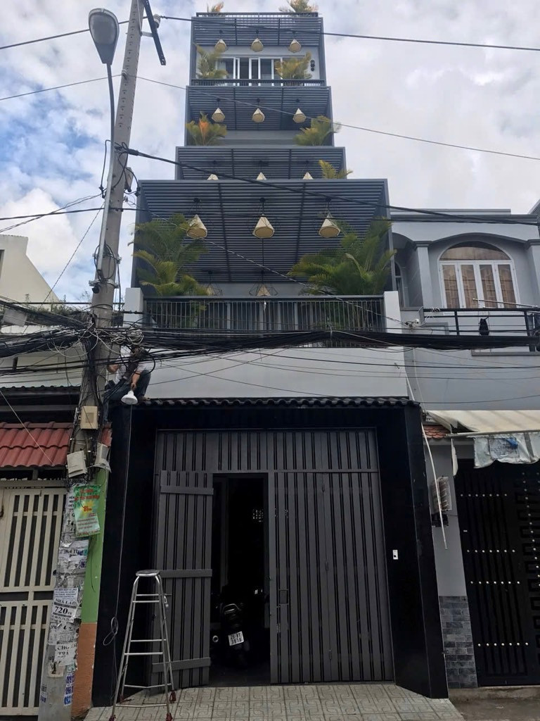 CHỦ ĐỊNH CƯ, CẦN BÁN NHÀ MẶT TIỀN, THỐNG NHẤT GV,ĐANG CHO THUÊ ỔN ĐỊNH TRÊN 30 TRIỆU/THÁNG