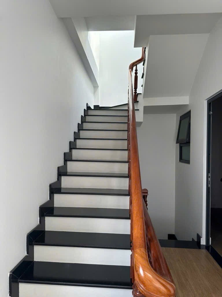 NHÀ ĐẸP CĂN GÓC 2 MẶT TIỀN, HẺM XE HƠI, 4 TẦNG - NGANG 6M THỐNG NHẤT, P6 GÒ VẤP, NHỈNH 6 TỶ